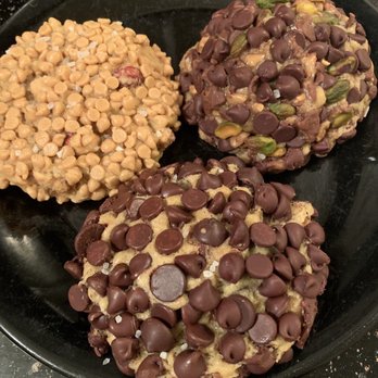 Gideon's Bakehouse - Peanut butter crunch, chocolate chip, and chocolate chip toffee pistachio - Bakeries Near Me - Orlando, Florida