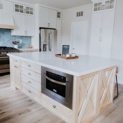 Decorz Flooring Kitchen & Bath - Kitchen Remodeling- General Contractor