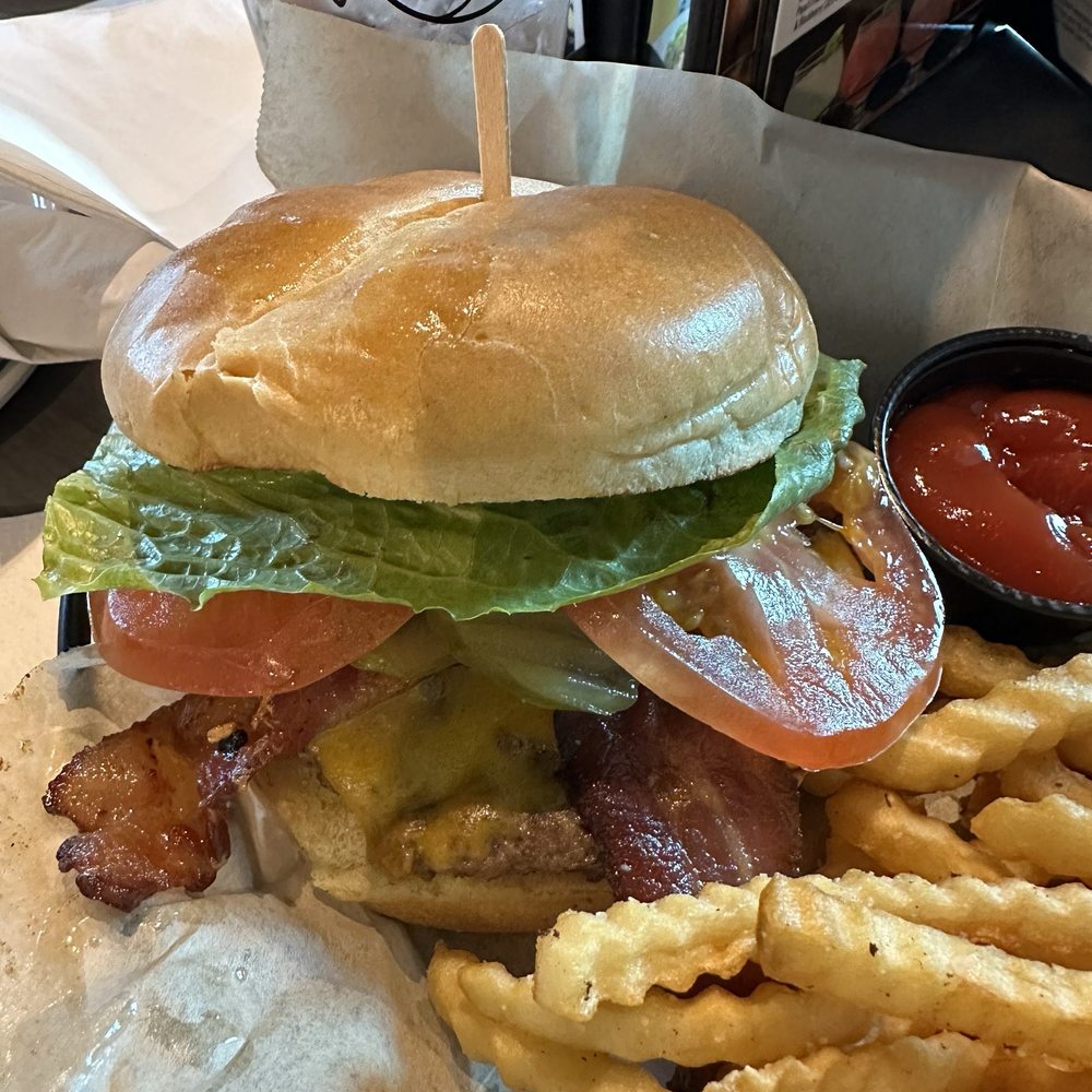 The Brass Tap - Pub burger - Beer Bar Near Me - Richmond, Texas The Brass Tap - Pub burger - Beer Bar Near Me - Richmond, Texas