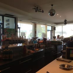 Cafe Bar Embassy