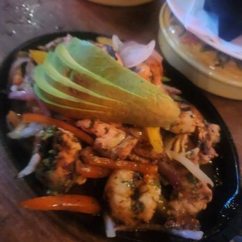 150-03 Restaurant Corp Dba Kandela - Mixed fajita plate chicken, steak and shrimp - Mexican Near Me - Park, New York