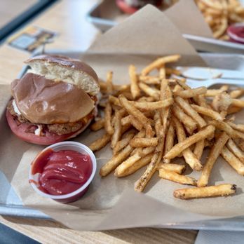 Buffalo Wild Wings - Buffalo ranch chicken sandwich - American Near Me - Jamaica, New York
