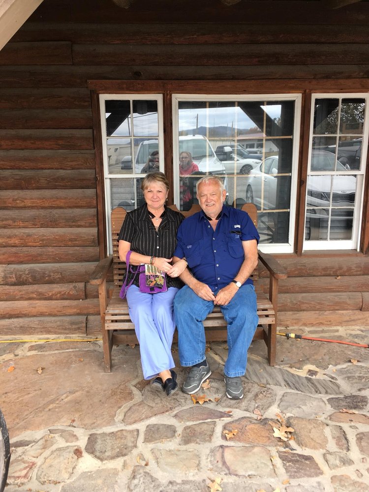 EASTLAKE VILLAGE APARTMENTS Updated September 2024 12829 S Western