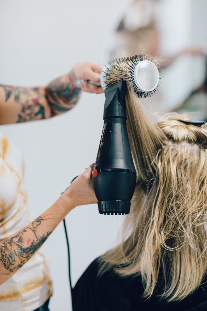 Rose Darling Salon Image