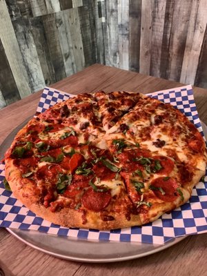 Victor's pizza co by null