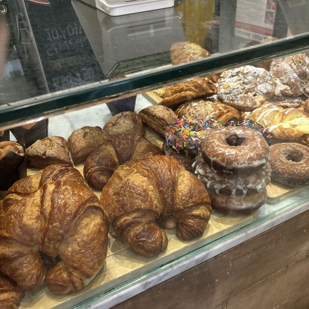Madman Espresso - Coffee & Tea Near Me - New York, New York