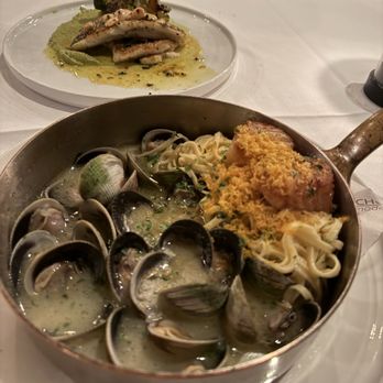 Marché Moderne - The clam linguine was so delicious and light. Not overpowering. - French Near Me - Newport Beach, California Marché Moderne - The clam linguine was so delicious and light. Not overpowering. - French Near Me - Newport Beach, California