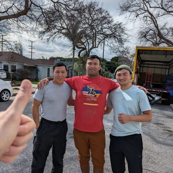 A2 Moving - Long Beach - Han and his crew - Movers Near Me - Long Beach, California