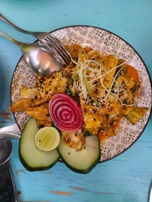 Restaurante Somsaa - Thai Bite & Wine Bar by null