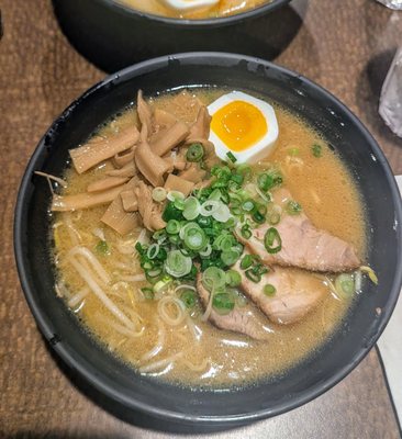 Tosh's Ramen-State Street by null