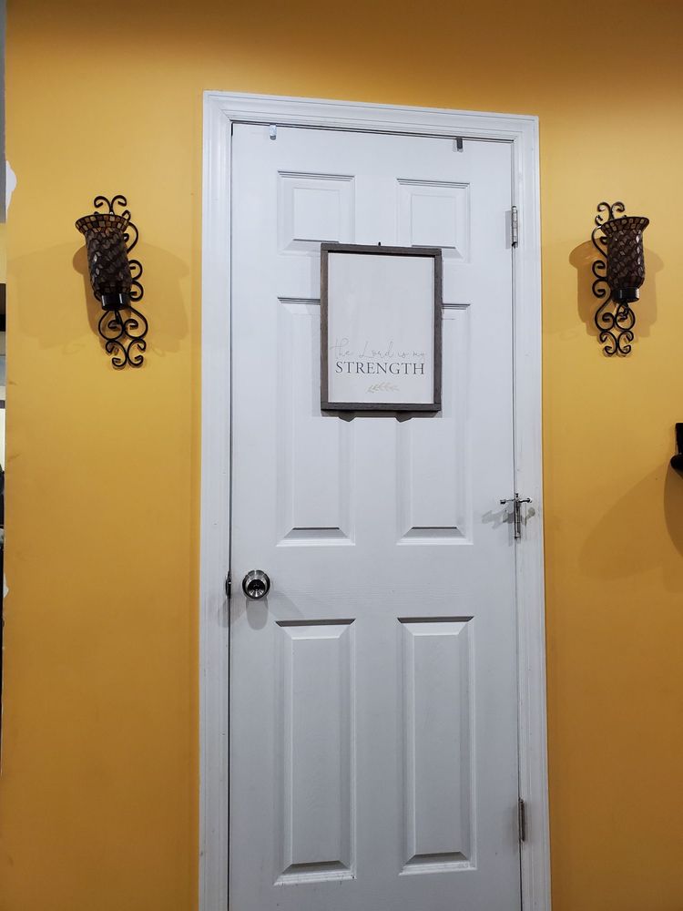 PLATINUM DOOBIE 15 Photos & 26 Reviews 535 Central Ave, Newark, New