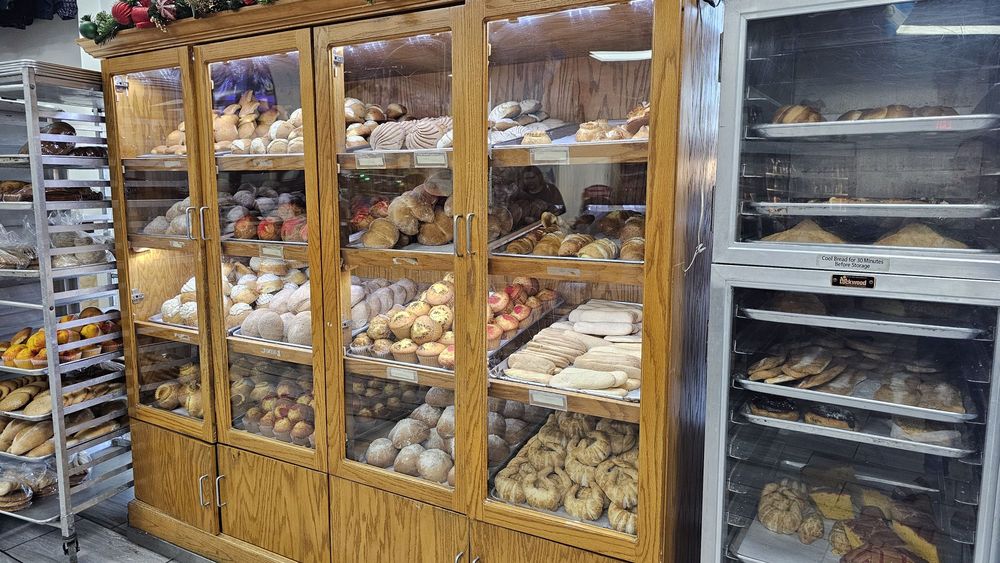 El Quetzal Taqueria & Bakery