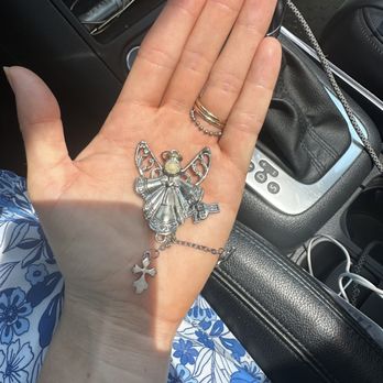 Safelite AutoGlass - The beaded clasp was completely broken to where I can no longer hang it :( - Windshield Installation & Repair Near Me - Carlsbad, California Safelite AutoGlass - The beaded clasp was completely broken to where I can no longer hang it :( - Windshield Installation & Repair Near Me - Carlsbad, California