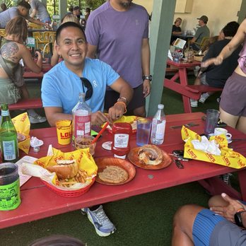 Lou’s - Barton Springs - Outdoor patio - American Near Me - Austin, Texas Lou’s - Barton Springs - Outdoor patio - American Near Me - Austin, Texas