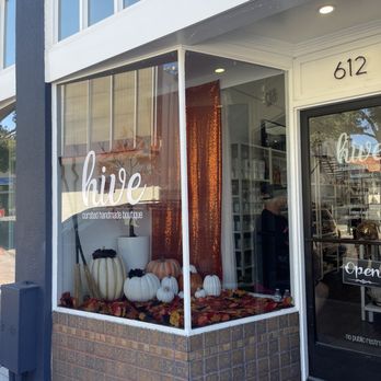Hive Boutique - Flowers & Gifts Near Me - Martinez, California