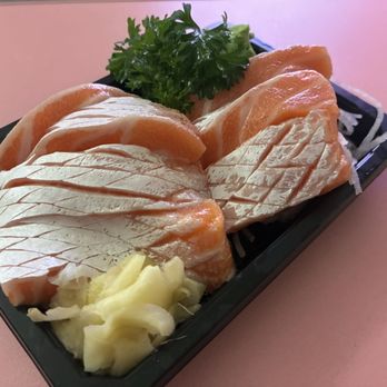 Daru Sushi - Salmon belly sashimi - Sushi Bars Near Me - Bellflower, California Daru Sushi - Salmon belly sashimi - Sushi Bars Near Me - Bellflower, California