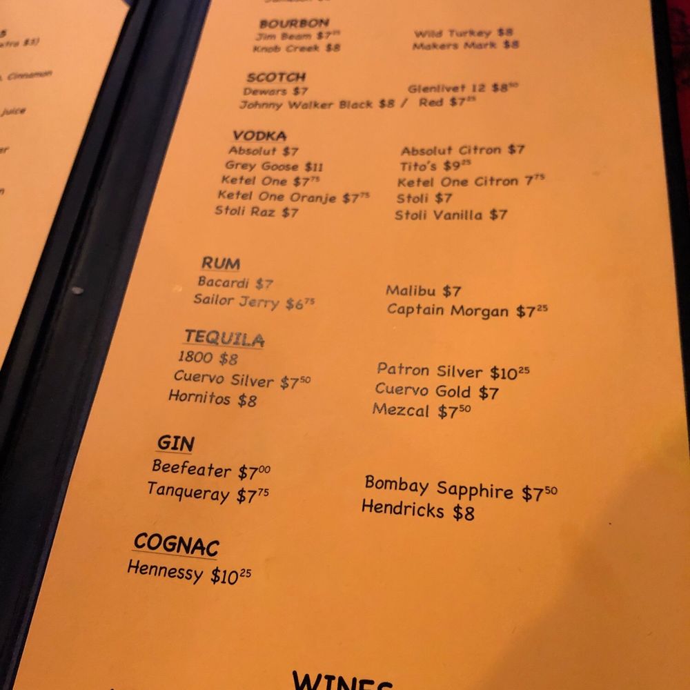 Charlie's Kitchen - More shots - Burgers Near Me - Cambridge, Massachusetts