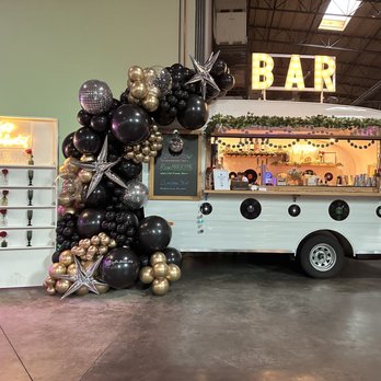 Seattle Balloon Artist - Balloon Services Near Me Seattle Balloon Artist - Balloon Services Near Me