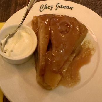 Chez Janou - Tarte Tatin aux Poires - Bistros Near Me - Paris, 75