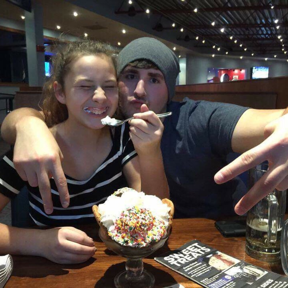 Big Al's - 11/15/16 Eating delicious food & celebrating a birthday! - Sports Bars Near Me - Vancouver, Washington