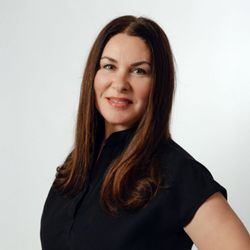 Advanced Aesthetics - Vanessa Thomas - Owner