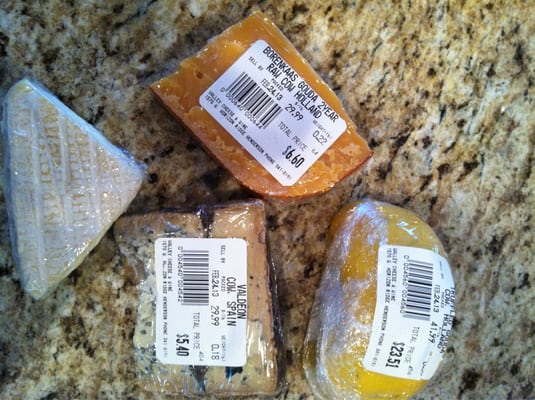 Valley Cheese & Wine by null