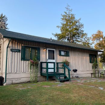 McEnaney's Lincoln Log Colony - Lodge outside - Hotels Near Me - Lake George, New York McEnaney's Lincoln Log Colony - Lodge outside - Hotels Near Me - Lake George, New York