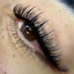 Lash Confidant by Tone - Wispy Volume Full Set