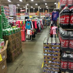 Soriana - No hay mucha variedad de productos, pero si tiene lo indispensable a un precio barato.