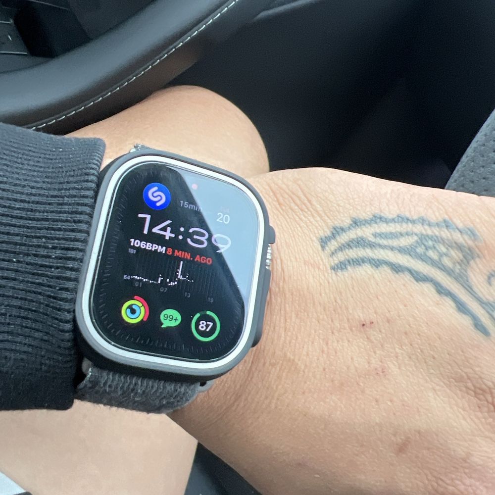 Apple Watch Ultra with an upgraded glass screen protector and bumpers. Thank you Nazeli! Apple Watch Ultra with an upgraded glass screen protector and bumpers. Thank you Nazeli!