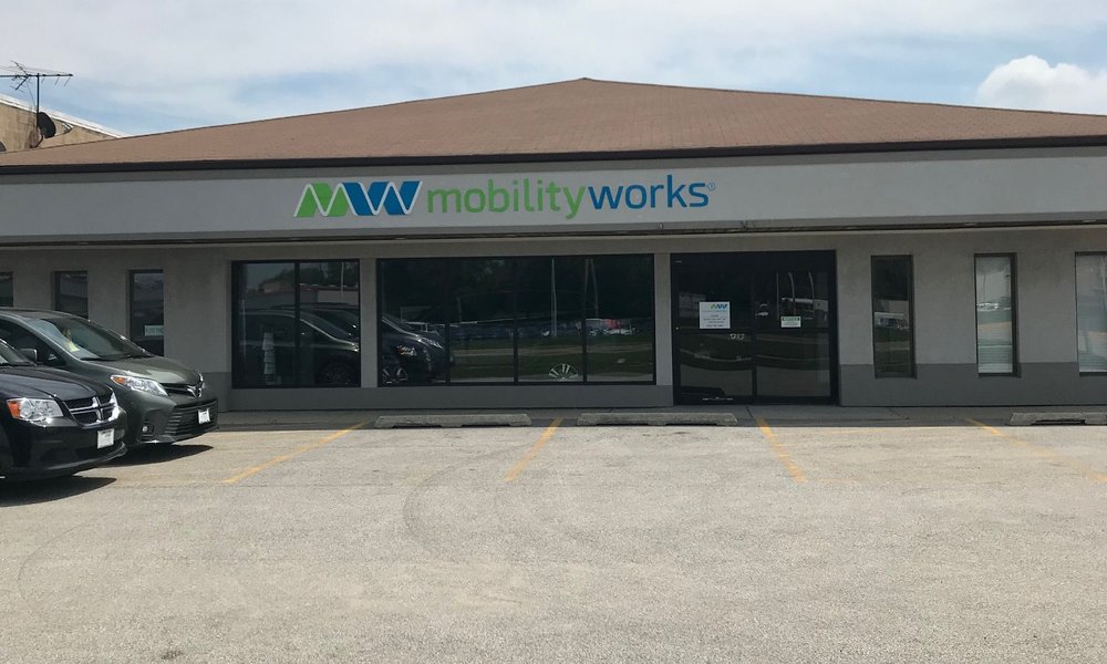 MOBILITYWORKS Updated September 2024 155 E North Ave, Villa Park