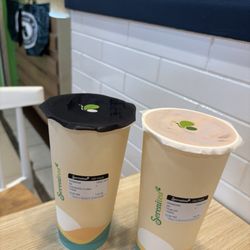 Serenitea - Cookies and cream milk tea, Thai tea