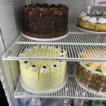 Niko's Pizzeria - More desserts! - Pizza Near Me - San Pedro, California