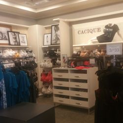 Lane Bryant - Organized intimate area