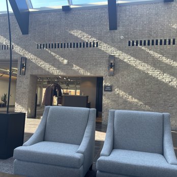 The Inverness Denver, a Hilton Golf & Spa Resort - Seating Area! - Hotels Near Me - Englewood, Colorado The Inverness Denver, a Hilton Golf & Spa Resort - Seating Area! - Hotels Near Me - Englewood, Colorado