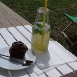 Kółko i Krzyżyk - Lemoniada limonkowa 8 zł i muffin czekoladowy 2 zł