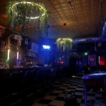 Meteor - Bars Near Me - Minneapolis, Minnesota