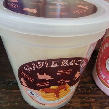 La King's Confectionery - Maple bacon cotton candy? - Ice Cream & Frozen Yogurt Near Me - Galveston, Texas La King's Confectionery - Maple bacon cotton candy? - Ice Cream & Frozen Yogurt Near Me - Galveston, Texas