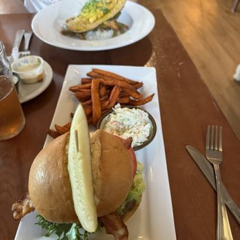 Boro Restaurant And Bar - Old-fashioned burger and sweet potato fries - Tapas Bars Near Me - Swansboro, North Carolina
