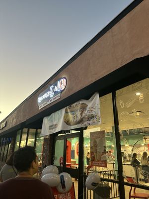 Cinnabon Swirl by null