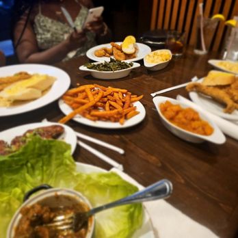 Morrow's - Sesame wings, lettuce wraps, seafood platters, etc - Cajun/Creole Near Me - New Orleans, Louisiana