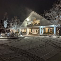 Snowing with the main entrance in the background Snowing with the main entrance in the background