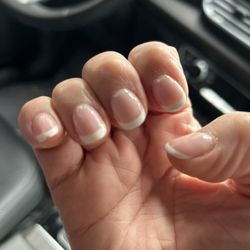 pink and white nails bar - Right hand pinky after 3 weeks got a small chip otherwise they would've gone a month!