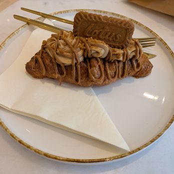 Madame Croissant Amsterdam - @endoedibles on Instagram 07/06/25    Speculoos Cheesecake Croissant - Bakeries Near Me - Amsterdam, New Hampshire