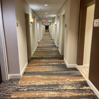 Fairfield by Marriott Inn & Suites Waterbury Stowe - Hotels Near Me - Waterbury, Vermont