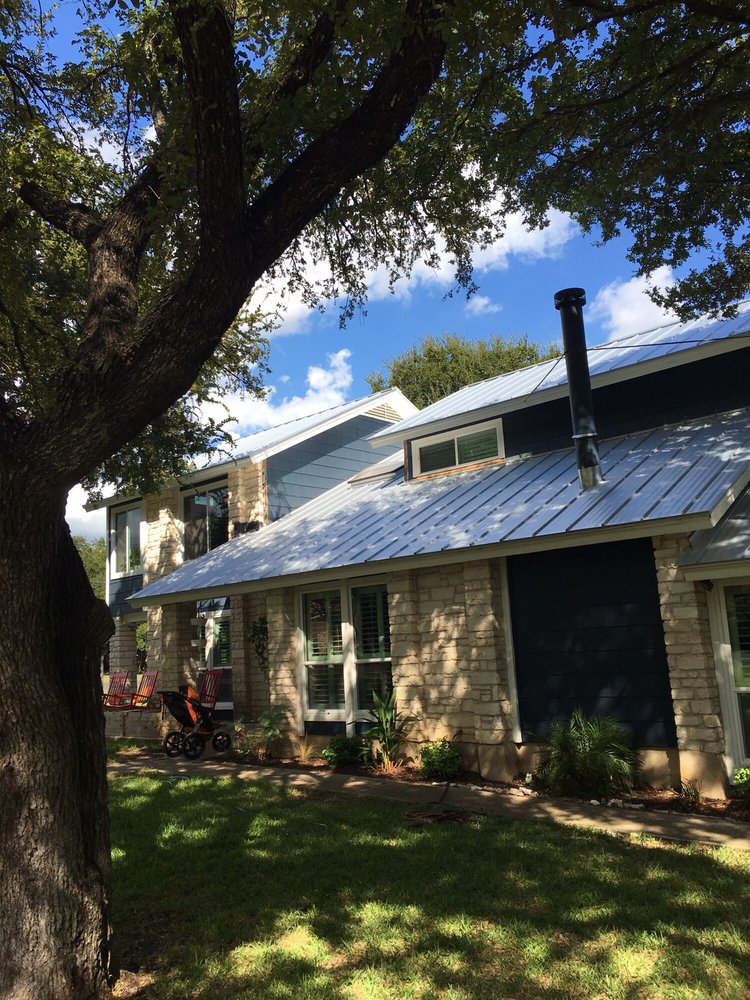 Slide of Areli Roofing