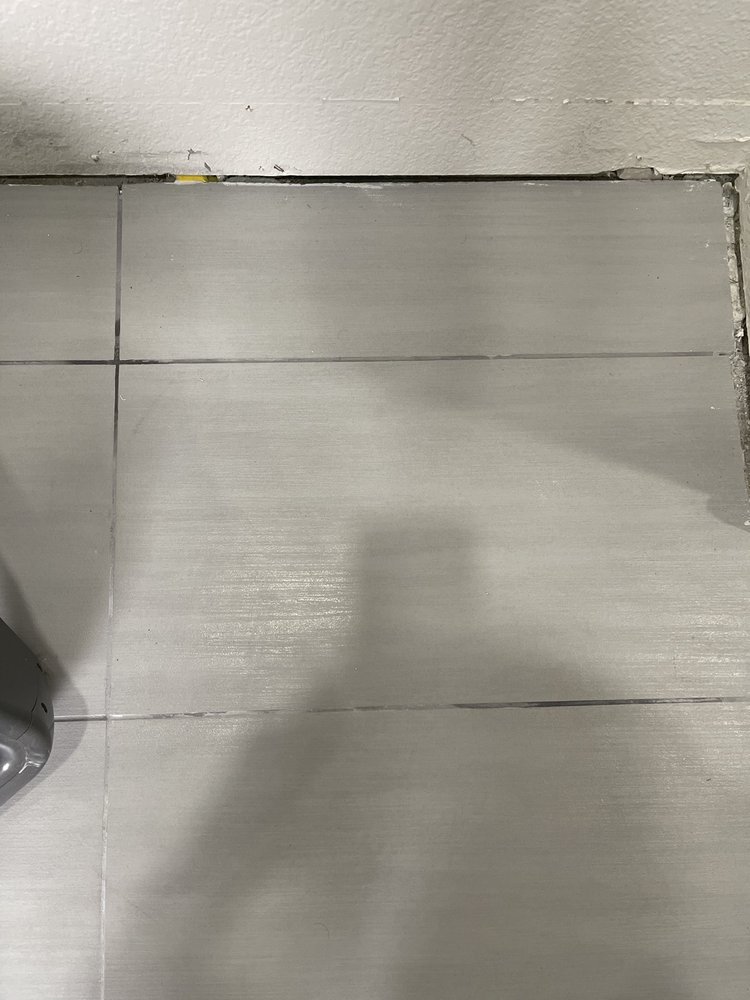 Slide of Ramiro's Carpentry