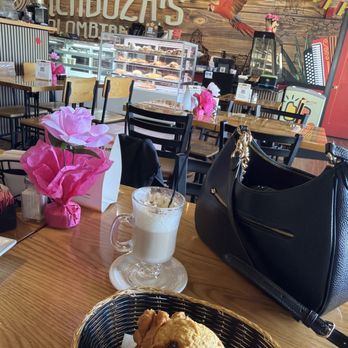 Mendoza's Colombian Cafe - Empanadas Near Me - Brick Township, New Jersey Mendoza's Colombian Cafe - Empanadas Near Me - Brick Township, New Jersey