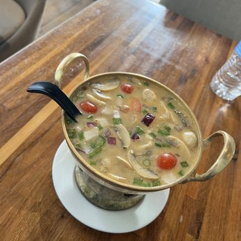 Lapisara Eatery - Tom Yum Soup - Breakfast & Brunch Near Me - San Francisco, California