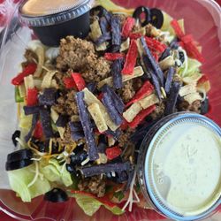 Jalapenos & Salads Co. - Taco salad with beef